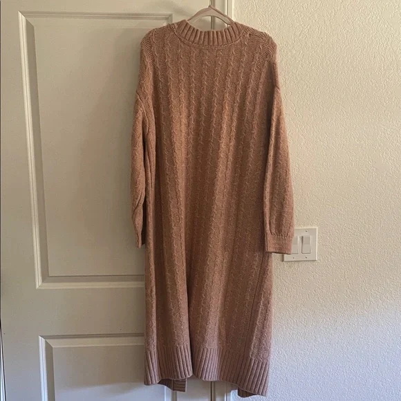 Elegant Brown Cable Knit Cardigan
